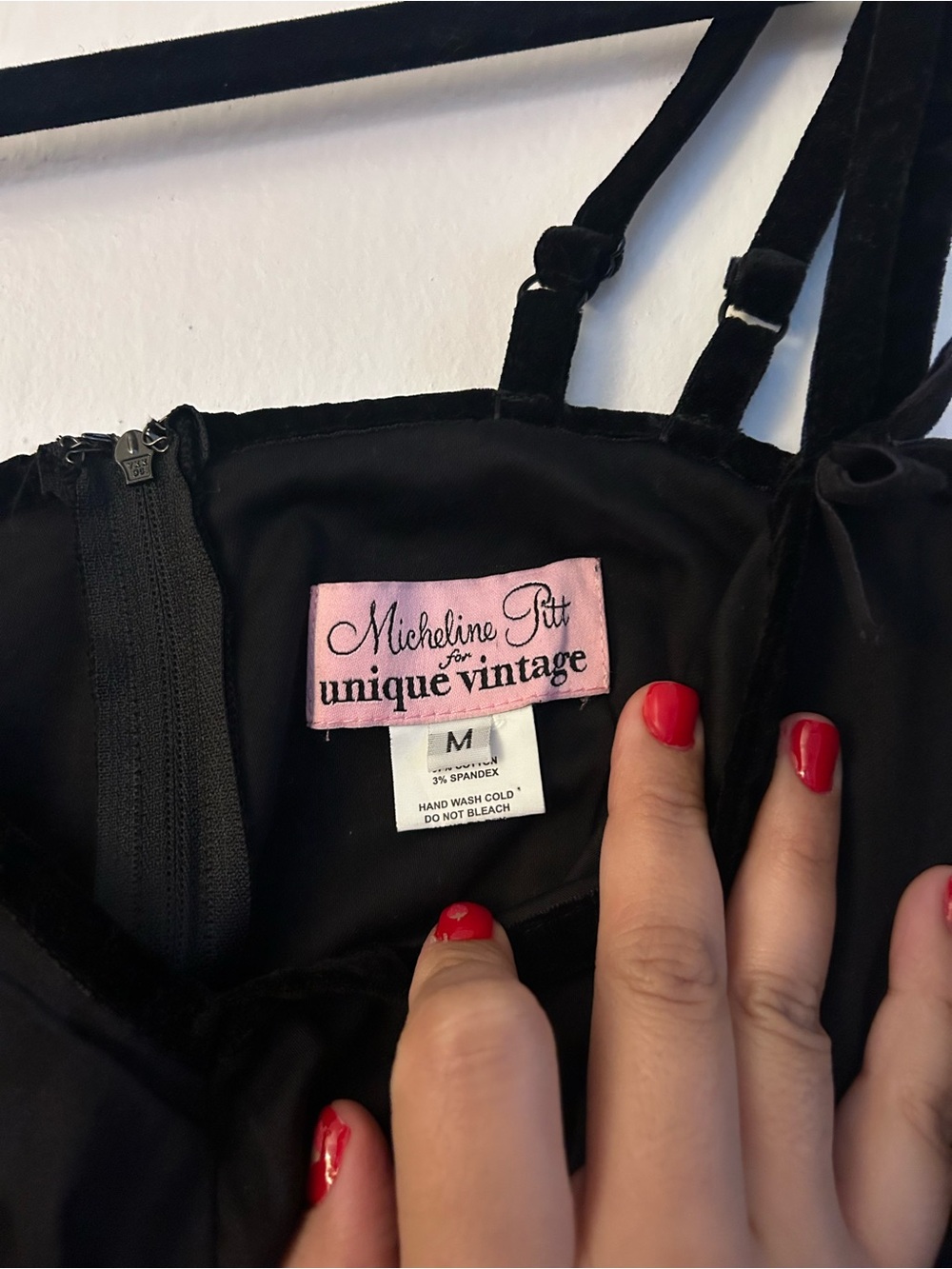 Unique Vintage x Micheline Pitt
Alice Swing Dress in Black - Picture 4 of 7